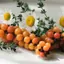 Compoziție elegantă, fotorealistă de ingrediente naturale: boabe de cătină, flori de mușețel și crenguțe de cimbru, cu câteva picături subtile de ulei, aranjate pe o suprafață neutră. Fotografie editorială de tip food-and-botanical.